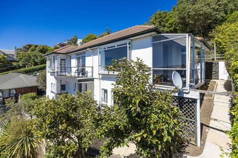 Photo of property in 42 Easther Crescent, Kew, Dunedin, 9012