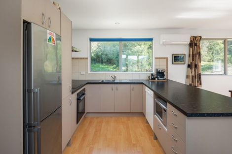 Photo of property in 2 Takorika Street, Havelock, 7100