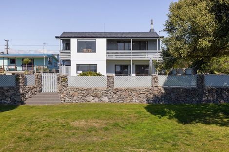 Photo of property in 1167 Papamoa Beach Road, Papamoa Beach, Papamoa, 3118
