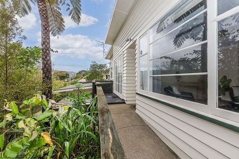 Photo of property in 8 Chester Road, Tawa, Wellington, 5028