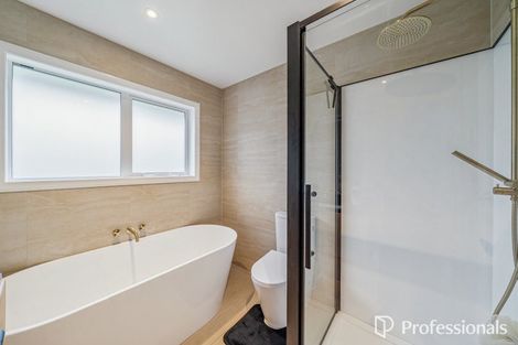 Photo of property in 57 Poto Road, Normandale, Lower Hutt, 5010
