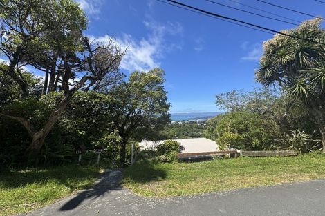 Photo of property in 13-13a Espin Crescent, Karori, Wellington, 6012