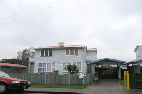 Photo of property in 410-416 Lowe Street, Camberley, Hastings, 4120