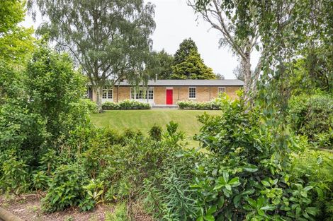 Photo of property in 273 Parewanui Road, Bulls, 4894