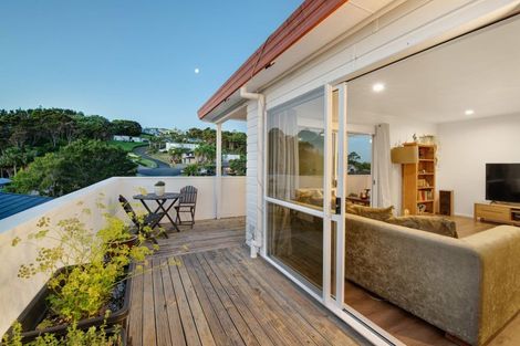 Photo of property in 55b Ferry Road, Arkles Bay, Whangaparaoa, 0932