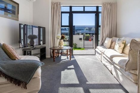 Photo of property in 102 Peterborough Street, Christchurch Central, Christchurch, 8013