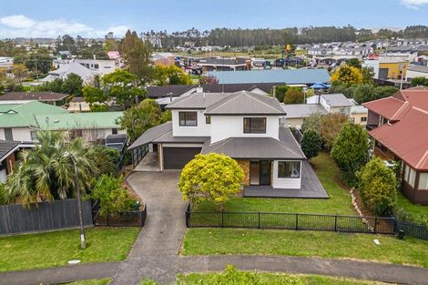 Photo of property in 5 Merlot Heights, Huapai, Kumeu, 0810