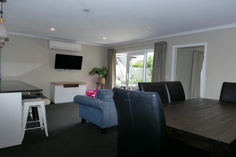 Photo of property in 37 Gallipoli Place, Paraparaumu, 5032
