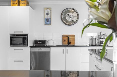 Photo of property in 18 Oaks Drive, Lincoln, 7608