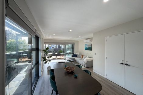 Photo of property in 40 Glidepath Road, Hobsonville, Auckland, 0616