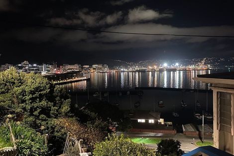 Photo of property in 41 Home Street, Mount Victoria, Wellington, 6011