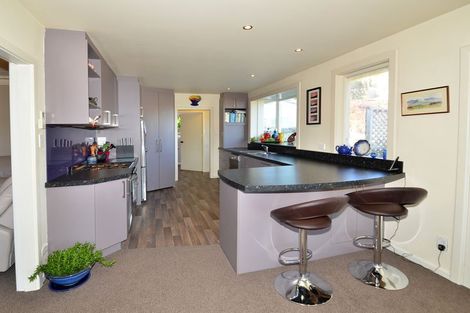 Photo of property in 29 Bayne Terrace, Macandrew Bay, Dunedin, 9014