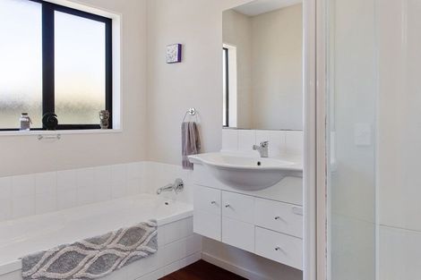 Photo of property in 4 Kotare Avenue, Rangiora, 7400