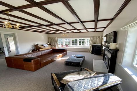 Photo of property in 15 Trelissick Crescent, Ngaio, Wellington, 6035