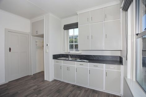 Photo of property in 16 Russell Street, Feilding, 4702