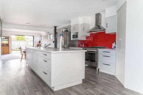 Photo of property in 19 Smith Street, Dannevirke, 4930