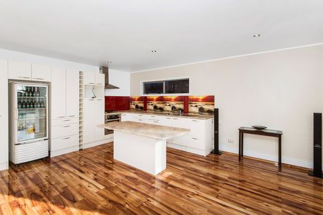 Photo of property in 6 Karioitahi Road, Waiuku, 2123