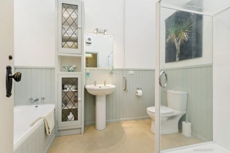 Photo of property in 211 The Parade, Island Bay, Wellington, 6023