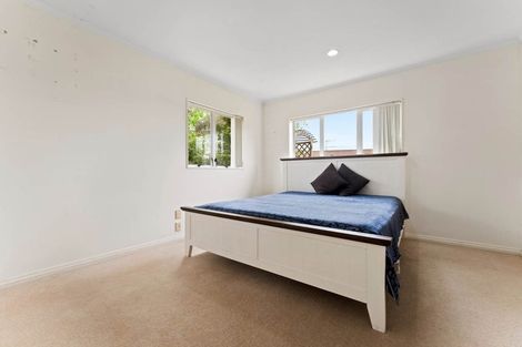 Photo of property in 18 Vintage Drive, Henderson, Auckland, 0612