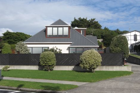 Photo of property in 18b Garden Road, Raumati Beach, Paraparaumu, 5032