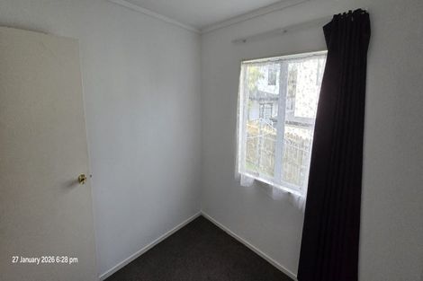 Photo of property in 14 Gosford Drive, Botany Downs, Auckland, 2010