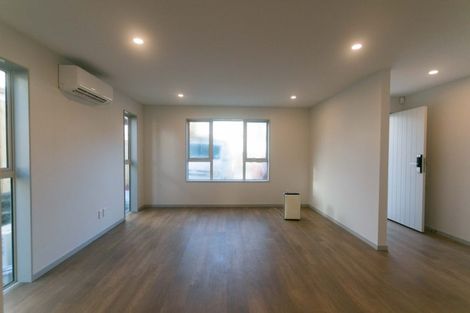 Photo of property in 20 Beach Road, Castor Bay, Auckland, 0620