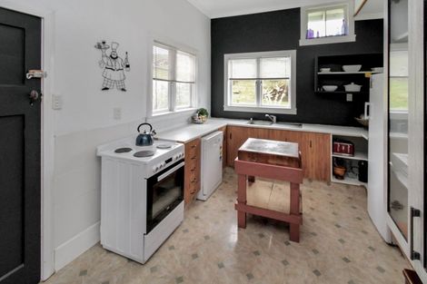 Photo of property in 114 Glengarry Road, Dannevirke, 4978