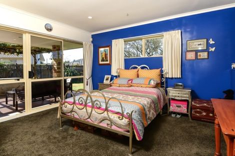 Photo of property in 19 Mangakoea Place, St Andrews, Hamilton, 3200