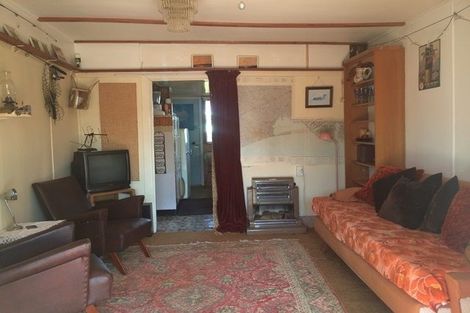 Photo of property in 38 Armstrong Avenue, Carterton, 5713