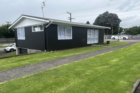 Photo of property in 17 Calvert Road, Moturoa, New Plymouth, 4310