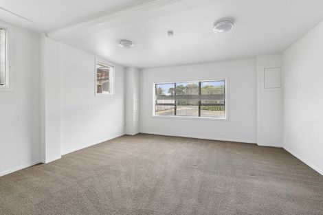 Photo of property in 27 Elizabeth Street, Orewa, 0931