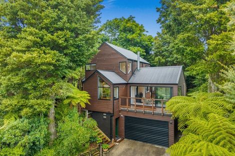 Photo of property in 189 Shaw Road, Oratia, Auckland, 0604