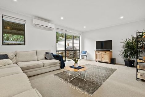 Photo of property in 30 Matairangi Avenue, Totara Heights, Auckland, 2105