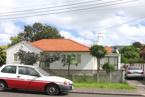 Photo of property in 8a Melrose Road East, Hillsborough, Auckland, 1042