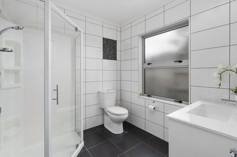 Photo of property in 7 Galea Grove, Kelvin Grove, Palmerston North, 4414