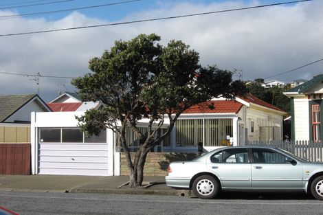 Photo of property in 3 Te Whiti Street, Kilbirnie, Wellington, 6022