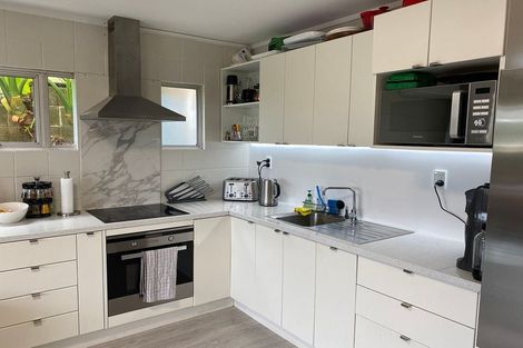 Photo of property in 1/23b Hillsborough Road, Hillsborough, Auckland, 1042