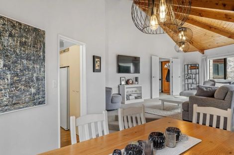 Photo of property in 21 Gillam Crescent, Springfield, Rotorua, 3015