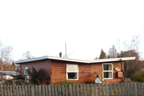 Photo of property in 32 Centennial Avenue, Arrowtown, 9302