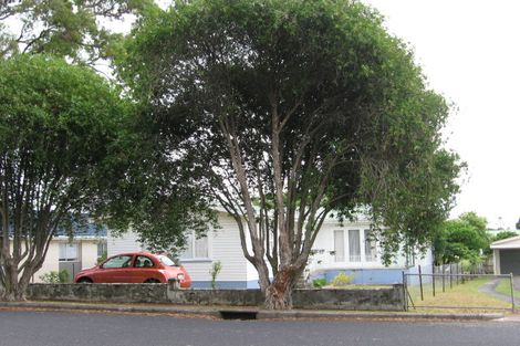 Photo of property in 36 Eastdale Road, Avondale, Auckland, 1026