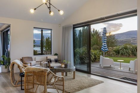 Photo of property in 14 Mclean Road, Northburn, Cromwell, 9383