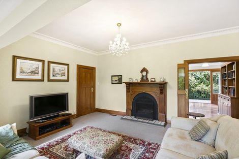 Photo of property in 46 Nicholson Road, Khandallah, Wellington, 6035