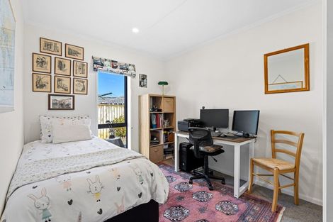 Photo of property in 6 Karlos Lane, Levin, 5510