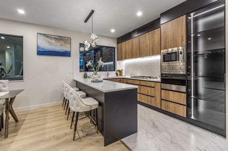 Photo of property in 12a Range View Road, Mount Albert, Auckland, 1025