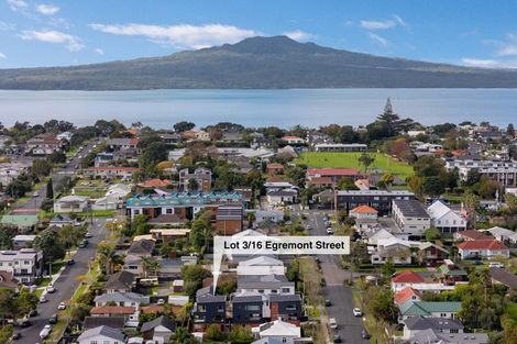 Photo of property in 16c Egremont Street, Belmont, Auckland, 0622