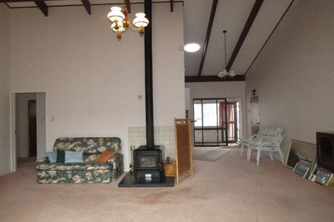 Photo of property in 1/10 Reeves Road, Acacia Bay, Taupo, 3330