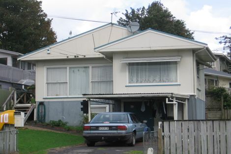 Photo of property in 500 West Coast Road, Glen Eden, Auckland, 0602