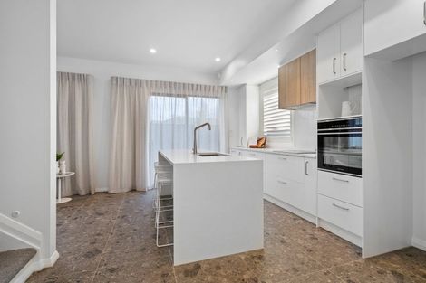 Photo of property in 27 Terry Came Drive, Cambridge, 3434