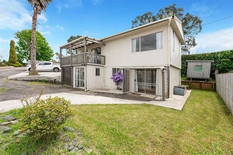 Photo of property in 4/89a Royal Road, Massey, Auckland, 0614