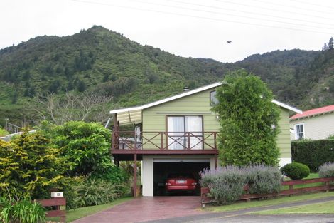 Photo of property in 30 Puriri Street, Te Aroha, 3320